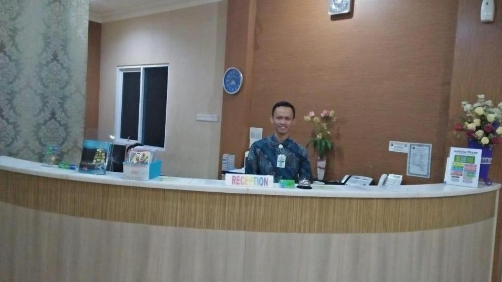 Hotel Sulawesi Gorontalo Surabaya Buitenkant foto